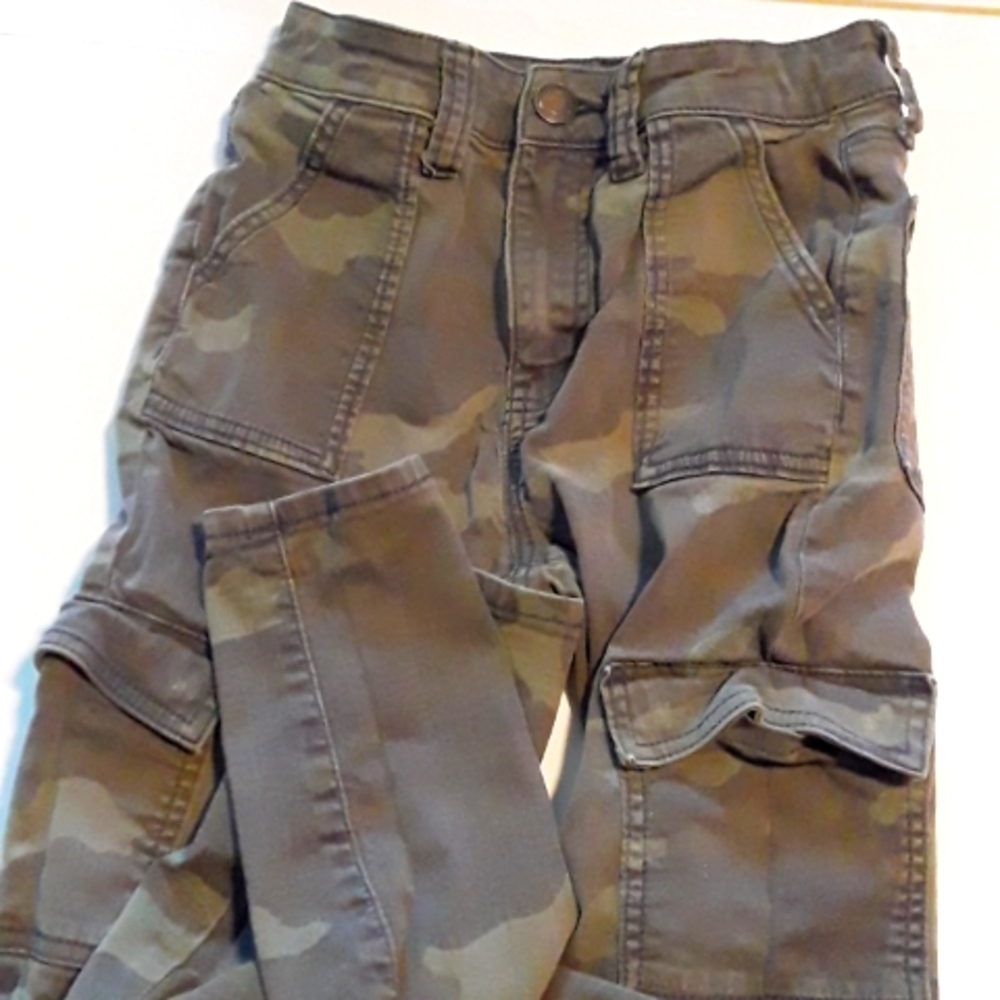 High rise Camo jeggings 25w  So brand